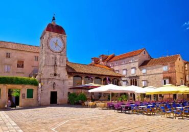 trogir-unesco-karmelengo-boat-excursion-split